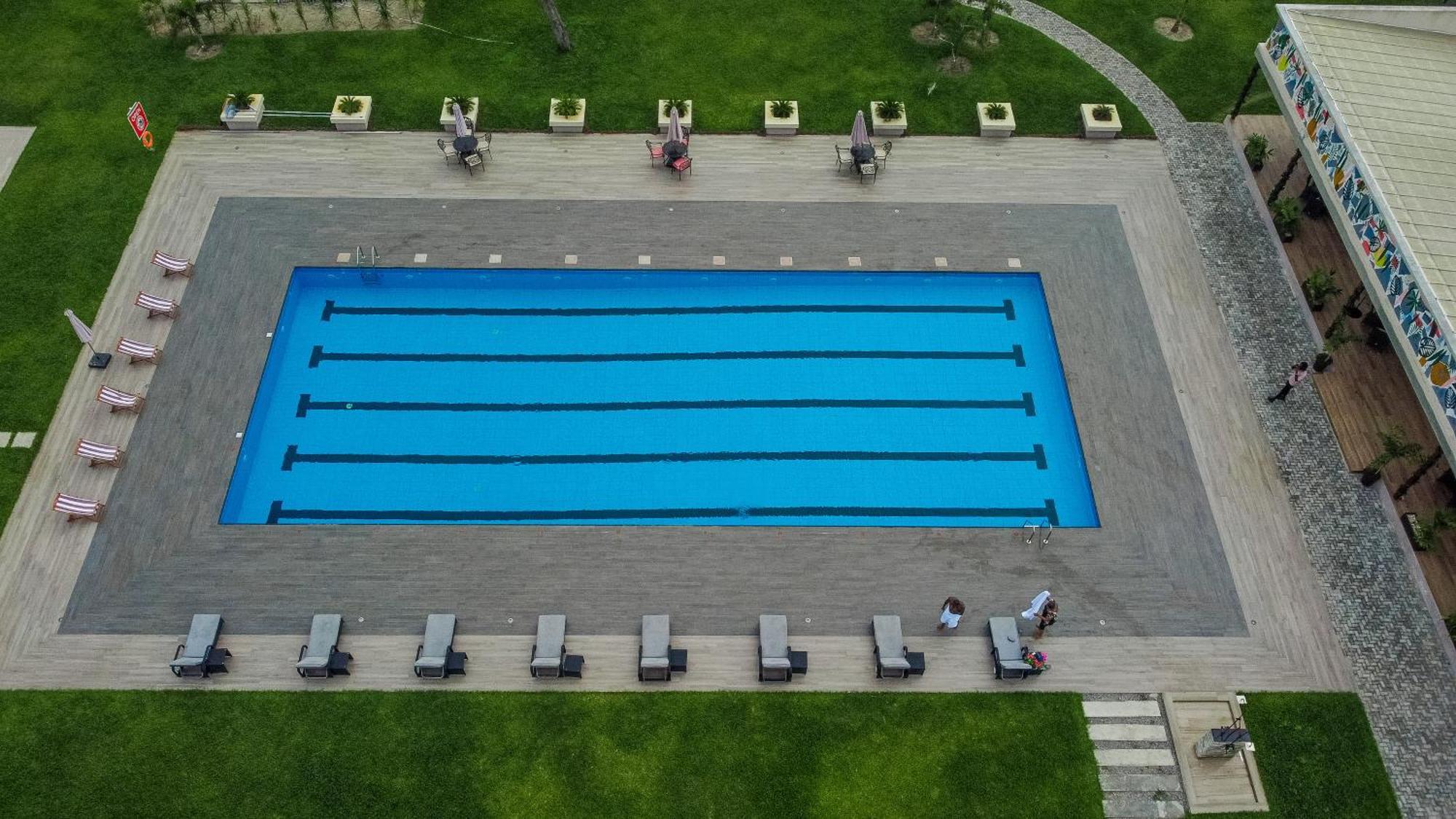 Lakowe Lakes Hotel, Golf And Country Estate By Newmark Lagos Exterior foto